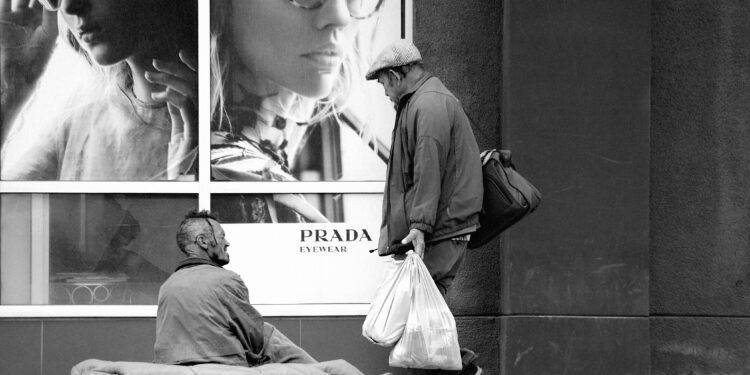 Narcopobreza, vicariato y prostitución...Hugo Balderrama