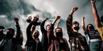 Olas antidemocráticas