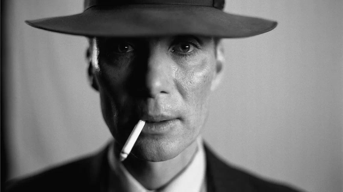Robert Oppenheimer, interpretado por Cillian Murphy (Credit: Universal)