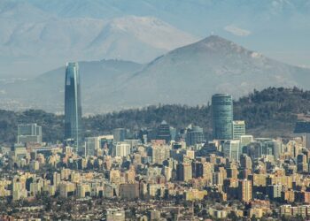 Foto de Juan Pablo Ahumada en Unsplash | Rich Chile Impuestos